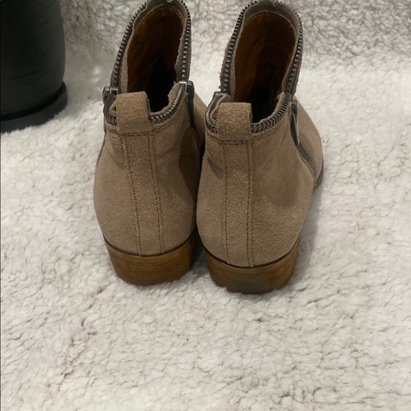 Lucky brand ancle boots - Picture 4 of 8